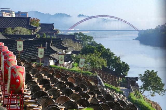 @合江人，这个能酿出时光的地方，等你投票送它“C位出道”！