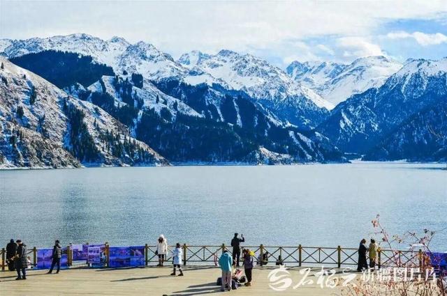 新疆天山天池景区明日启用婚姻登记站，登记结婚终身免门票，国内已有多个景区先行