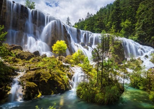 西南美景VS西北美景！这12组两地的相似景点对比，你喜欢哪个？