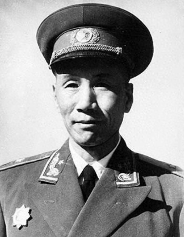 李伦参军荣获一等功，无人知晓他是李克农的儿子，后来成就如何？