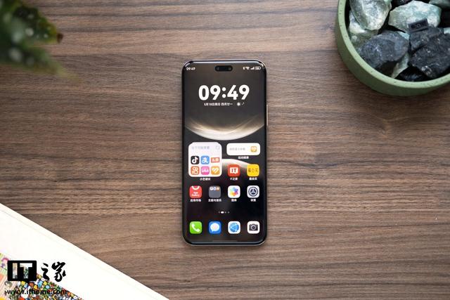 华为 nova 14 Pro / Ultra 预计今年 12 月升级支持 AI 辅助构图