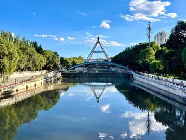 西宁简介（中国夏都青海省西宁市）