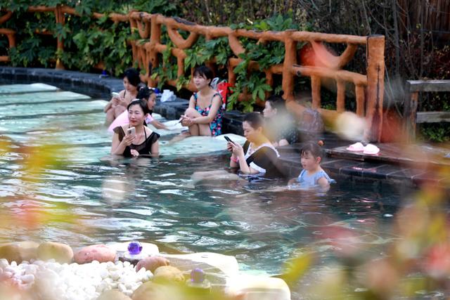 【聚焦毕节市委三届十二次全会】乌蒙深处展新颜——毕节推进旅游产业化助推高质量发展