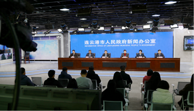 云台山景区举办“勇挑大梁 冲刺决胜”专场新闻发布会