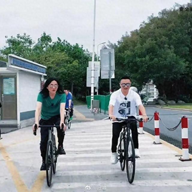 汪峰发文悼念：今晨，我的好兄弟走了
