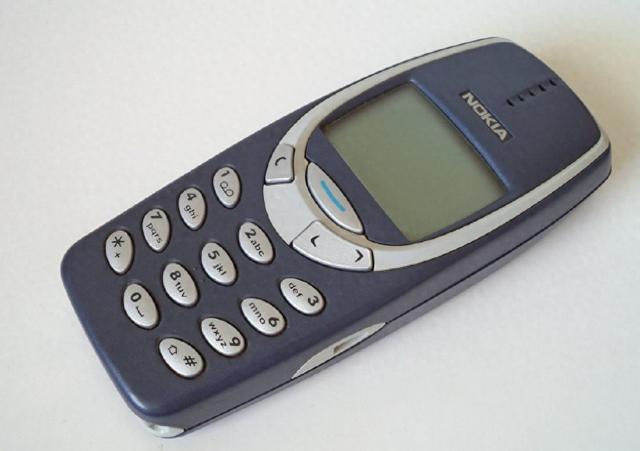 诺基亚宣布退市！还记得你人生中第一台手机的模样吗？