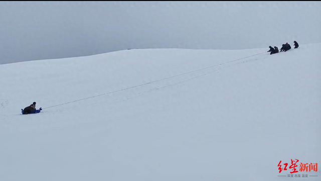 川西登山徒步乱象调查②丨高海拔徒步成“最危险户外活动”之一 甘孜州拟出台措施加强登山活动监管