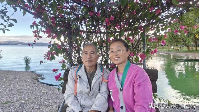 退休自驾总喊“累得不值”？6个“舒服法则”在手，越玩越想跑！