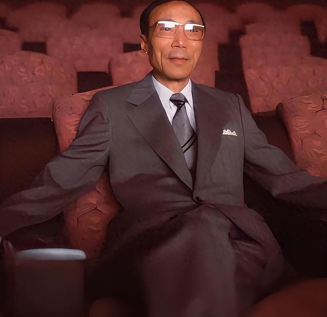 他90岁二婚，107岁去世	，留下238亿遗产，四个子女不继承也不送终