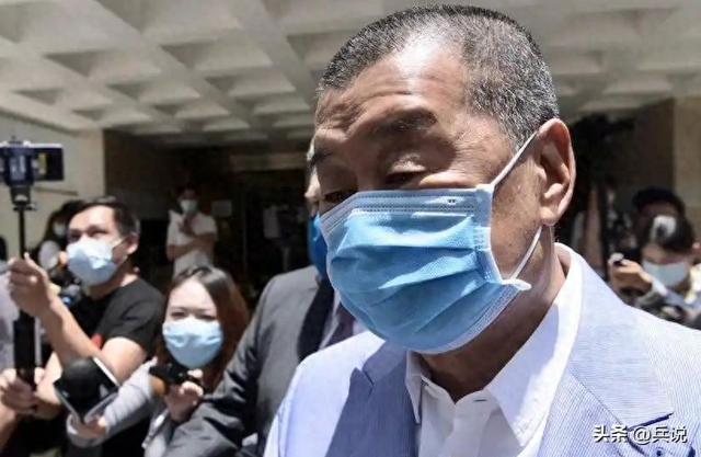 特朗普亲自出手要人，喊话释放黎智英，中方用了六个字回应