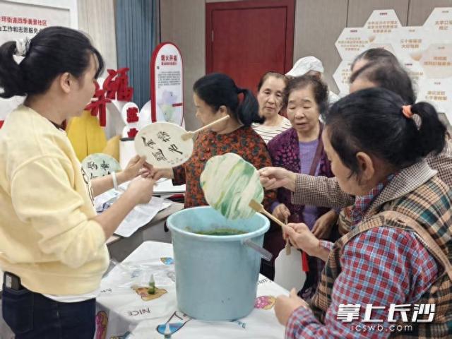 四季美景民族团结庆中秋 12小时欢乐不断档