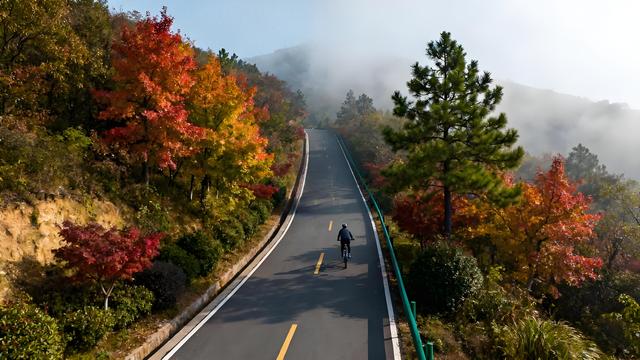 水墨洇染诗城冬 采石矶畔叩心魂 ——安徽马鞍山初冬纪行