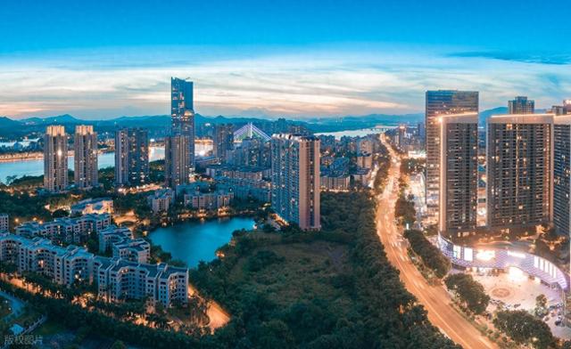 5 月最适合小住三五天的 5 个地方，倦极了，就挑一个去踏青吧！