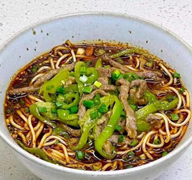 6款面条逆天吃法，出锅瞬间秒光！全家抢着吃，吃两碗都不过瘾！