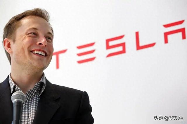 马斯克称5年后手机彻底消失，大量职业被AI代替，仅两类工作能活