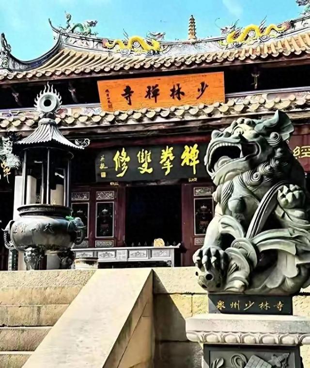 释永信碎三观!刚查了南少林寺方丈,不查不知道,让人惊叹