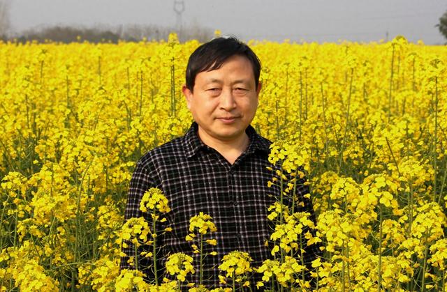 吕奎元：从铁道兵战士到中国作协会员