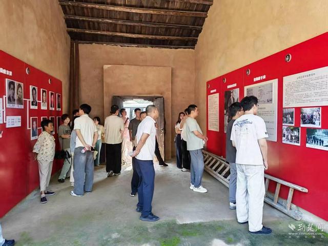 一家一主题、一处一特色 英山家庭红色文化场馆让红色教育“活”起来