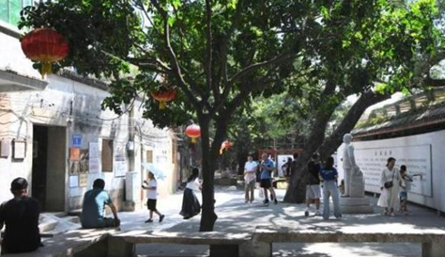 吴石故居现在还住着侄孙，侄孙回忆：其子吴韶成多次回故居