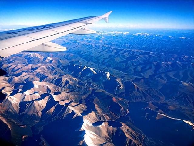 攻不了也守不住？中国空军在西藏上空，被印度空军足足欺负了40年