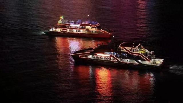 夜游浮山湾！青岛以夜游盛宴向APEC递城市名片