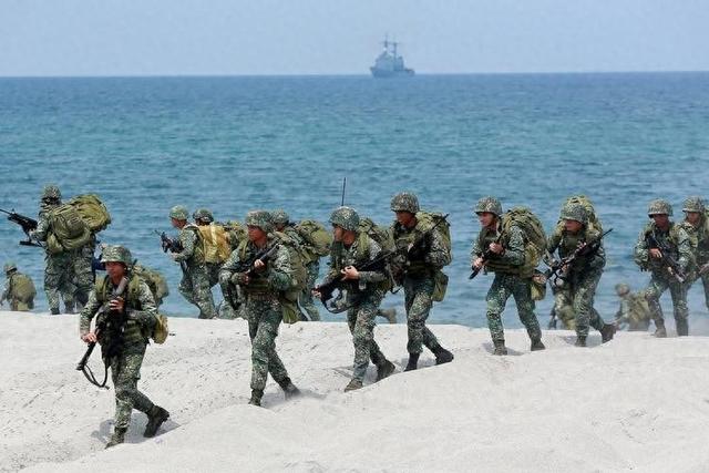 四国南海演习：阵容寒酸、尼米兹号缺席，中国五艘军舰全程紧盯