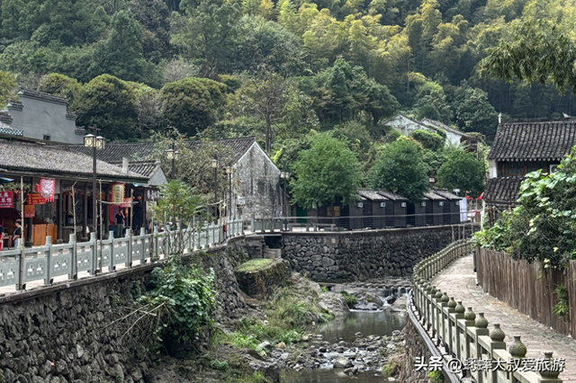这个浙江诗意古村落满分，“古道红枫建筑”齐全，可解锁秋日盛景