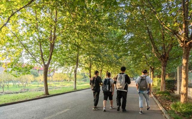 社团自我介绍面试（参加学生社团面试的自我介绍范文精选5篇）