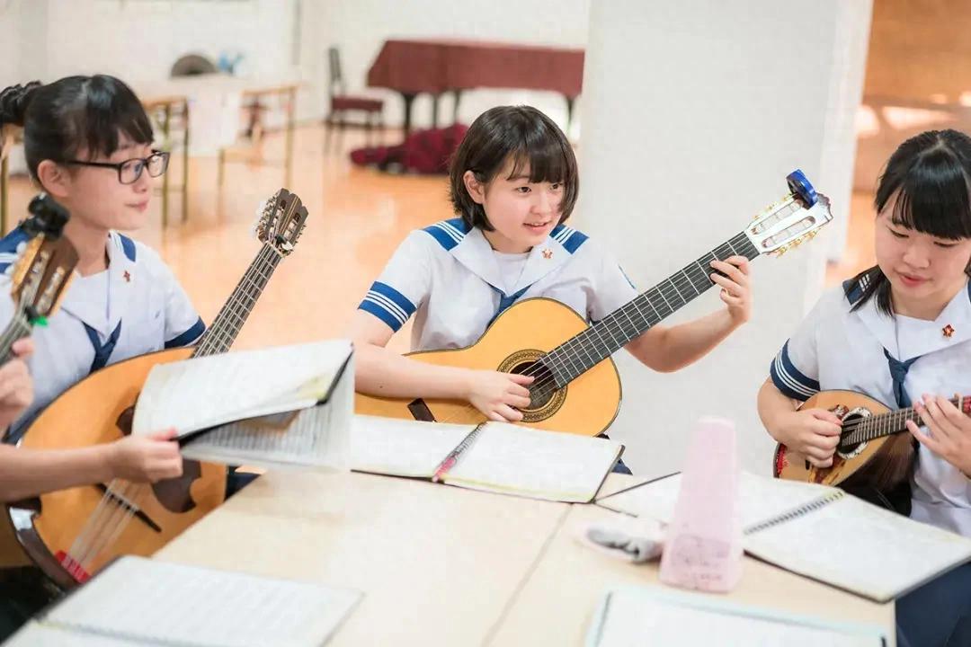 请输入图片描述 请输入图片描述