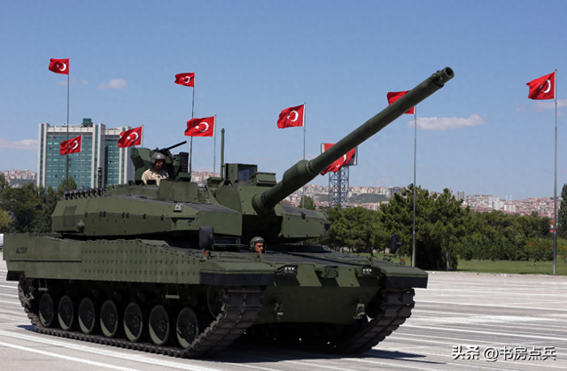 土耳其首批“阿尔泰”坦克交付军方，自主化迈出关键一步