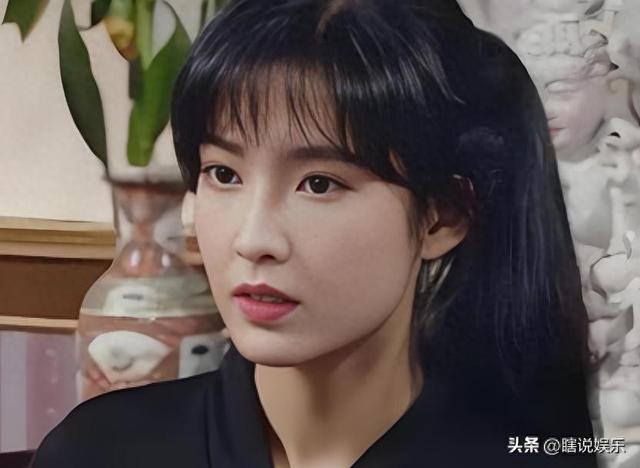 被戴8次绿帽子，3次被捉奸在床，这就是我们“玉女”守卫的爱情