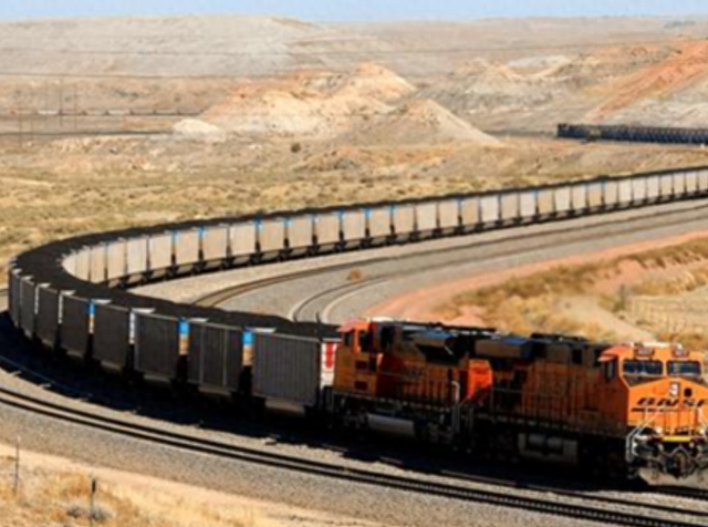 中国又创造一个世界第一！相当500辆坦克冲锋，打碎西方工业底牌