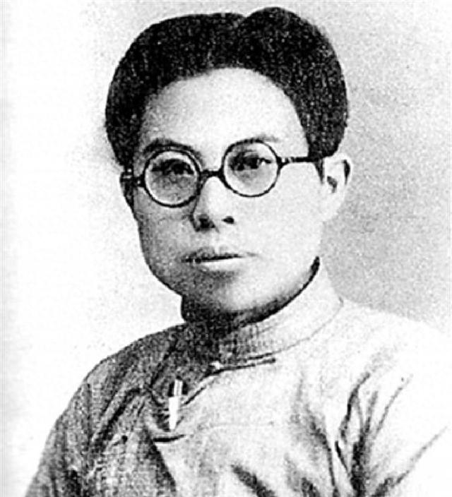 82年，张爱萍上将见到江泽民，吃惊道：原来你是江上青的儿子