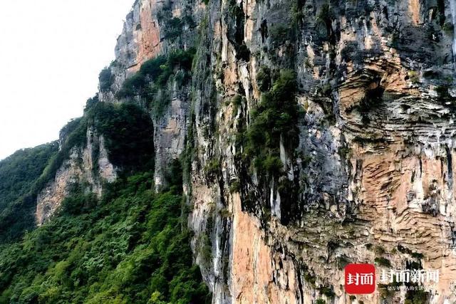 巴山大峡谷：这本“地质教科书”其实是本“人生说明书” | 创5A·巴山大峡谷更好玩