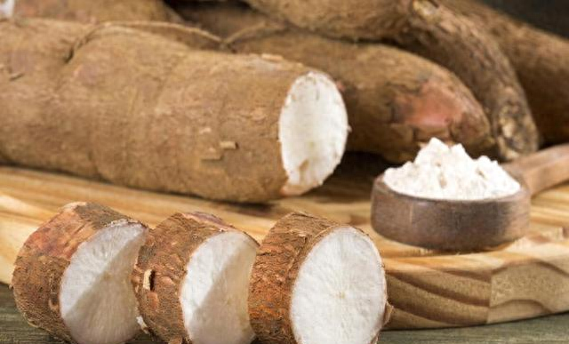 木薯淀粉价格最新走势图（它叫木薯）