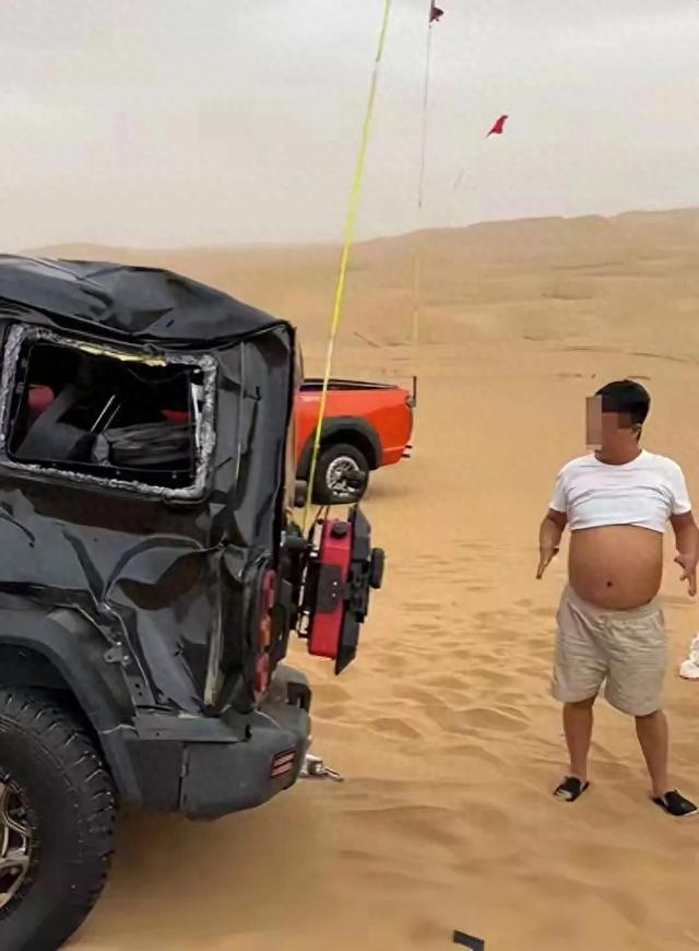 宁夏33岁男子景区身亡，遇难全过程曝光，网友一边倒：不值得同情