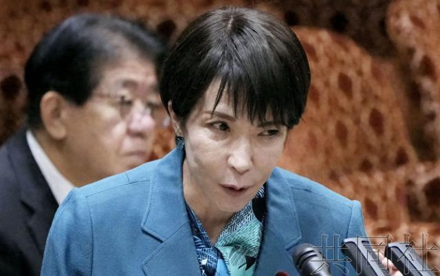 中国拒绝收手，高市下属叫嚣拥核，第一个支持日本的国家出现？