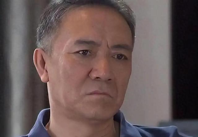 悔已晚了，昔日抛妻弃子恶果成真，67岁李幼斌承受惨痛代价中