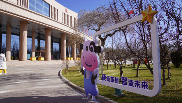 灵武市又添网红打卡地 质量文化主题公园与市民见面