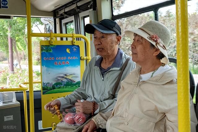 退休后才发现：大多数退休老人不去旅游，去旅游的是这几类人
