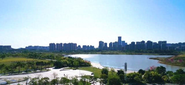 遛娃+吸氧+骑行！黄埔「小洱海」藏不住了！打卡 →