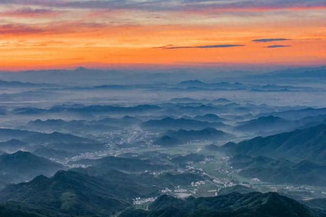 秋日的上饶灵山尽是诗意与绚烂