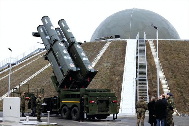 西方脸疼吗？多国排队买以色列“武器”，外交困局竟被军售打破？