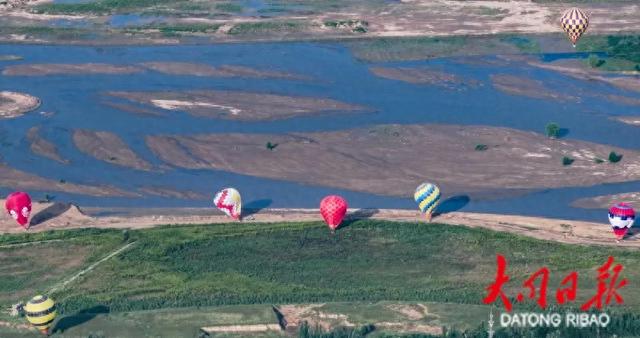 大同天空出现巨大“糖果”，观众纷纷抬头打卡