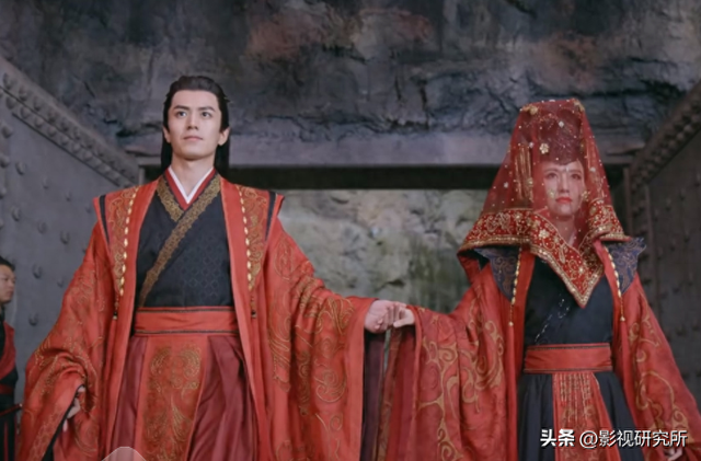 圣月江湖攻略（周洁琼新剧明月入卿怀首播6集）