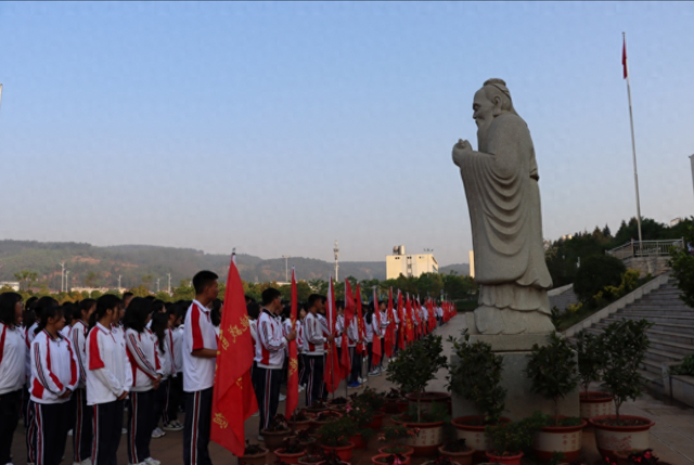 寻甸民中和寻甸一中哪个好（寻甸教育大突围）