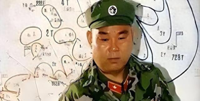 成都军区副司令，在西藏视察时遇难，享年63岁，司令员因此被免职