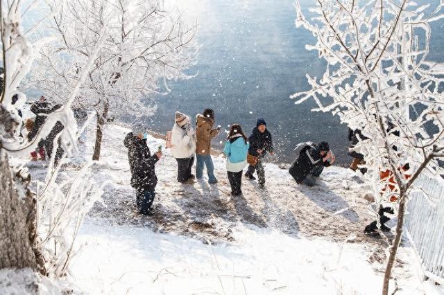 小雾凇岛迎绝美五星雾凇 配套升级打造舒心冬游地