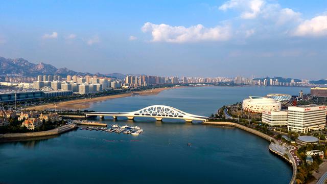 来灵山卫街道赏秋，邂逅星光岛梦幻山海诗画，五彩斑斓美得惊艳