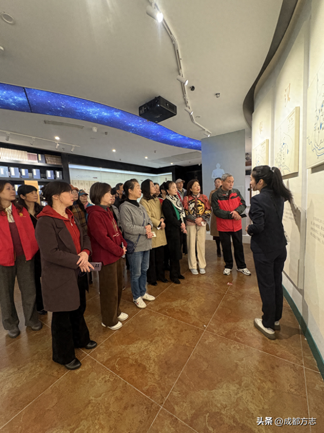 老辈子在成都方志馆过重阳节